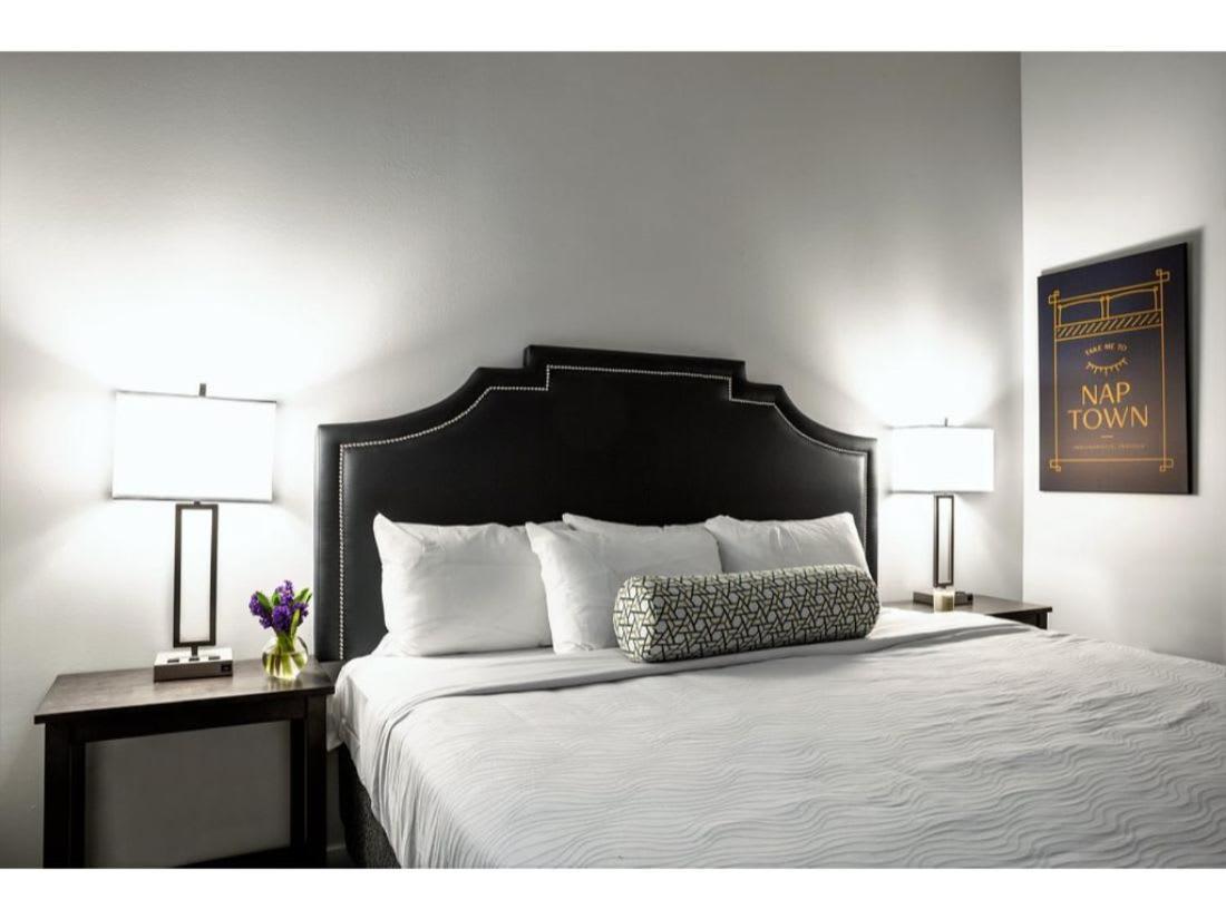 2Br 2Ba In The Block By Cozysuites! Indianapolis Eksteriør billede
